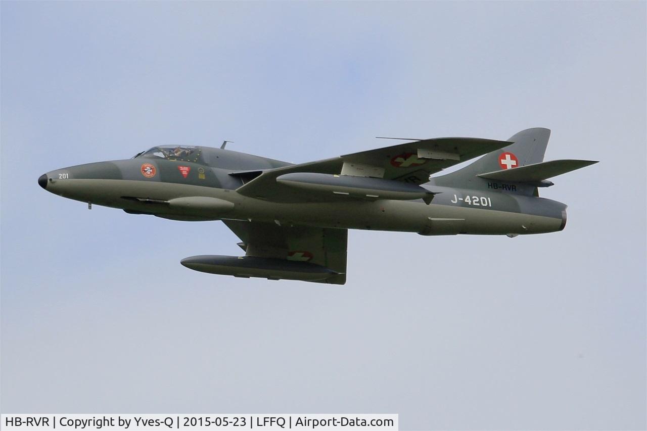 HB-RVR, 1955 Hawker Hunter T.68 C/N 41H-670806, Hawker Hunter T.68, On display, La Ferté-Alais airfield (LFFQ) Airshow 2015