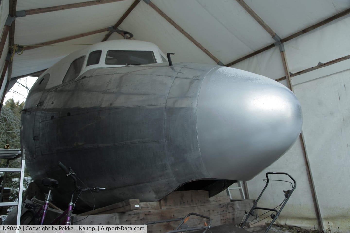 N90MA, 1949 Douglas DC-6 C/N 43128, More restoration done...