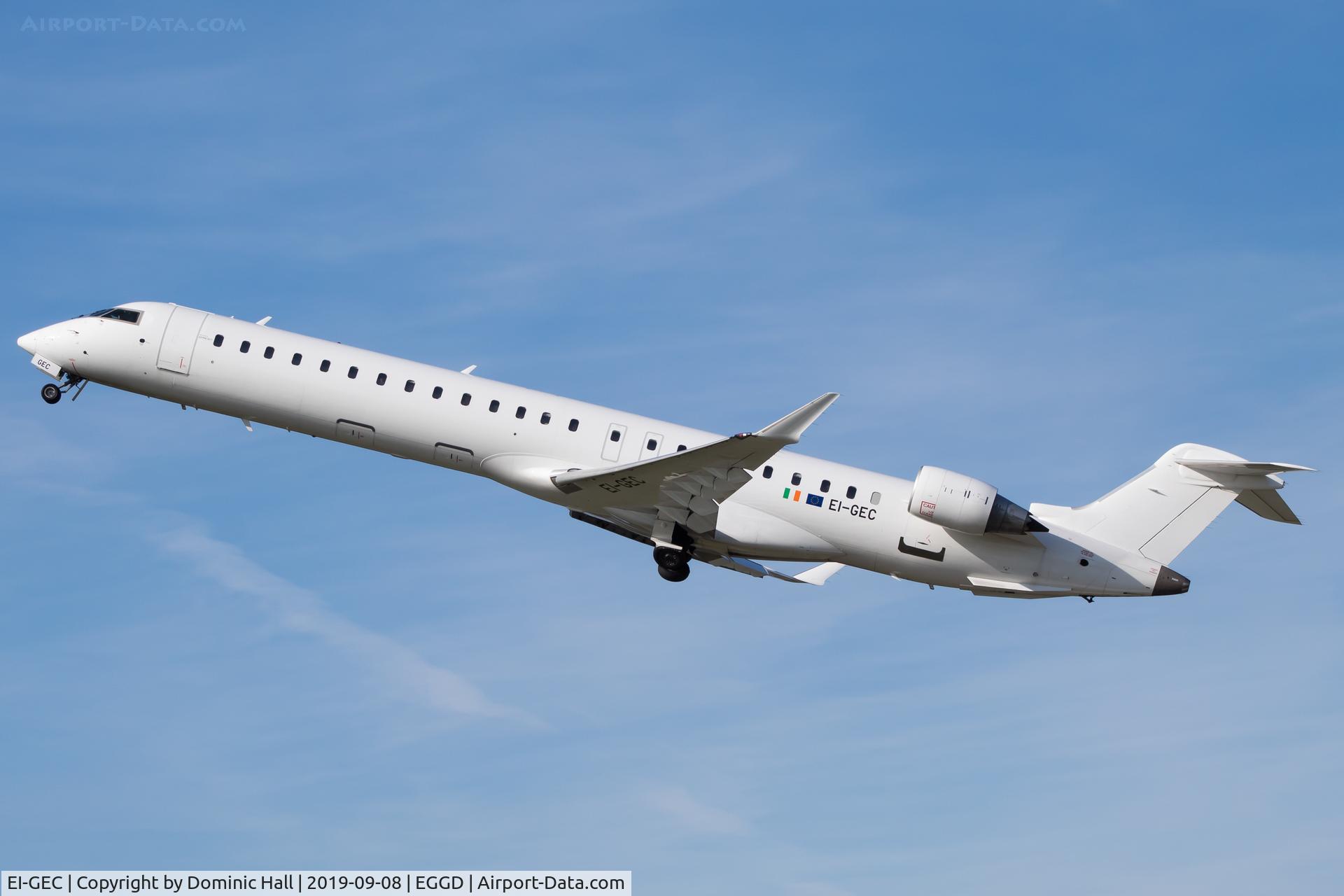 EI-GEC, 2009 Bombardier CRJ-900 NG (CL-600-2D24) C/N 15246, Departing RWY 27