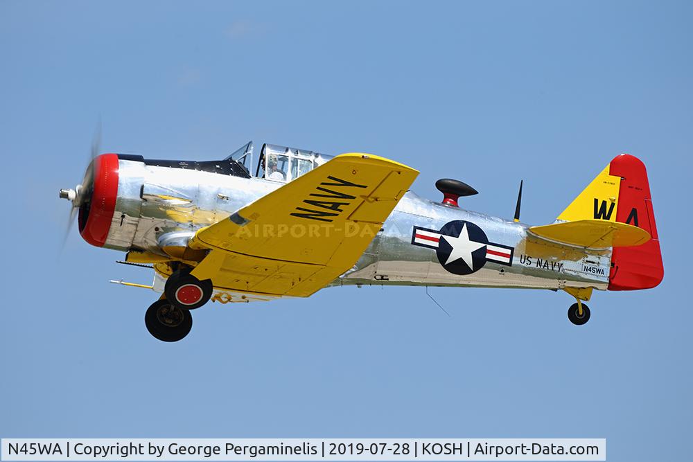 N45WA, 1943 North American SNJ-4 Texan C/N 88-11850, Departing from runway 27.