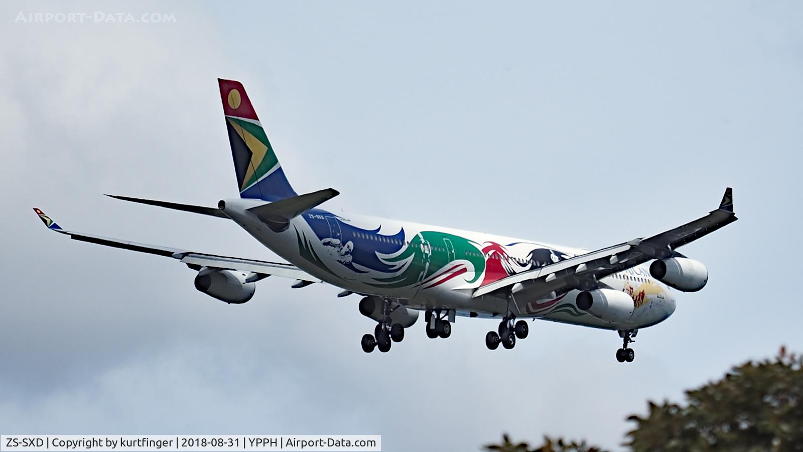 ZS-SXD, 2004 Airbus A340-313X C/N 643, Airbus A340-313 SAA ZS-SXD final rwy 21 YPPH Lilac Hill Park 310818.