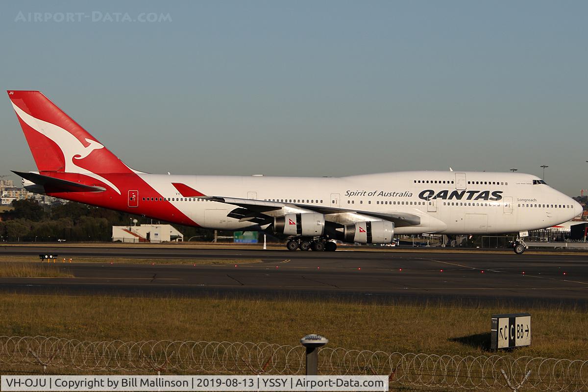 VH-OJU, 1999 Boeing 747-438 C/N 25566, old workhorse