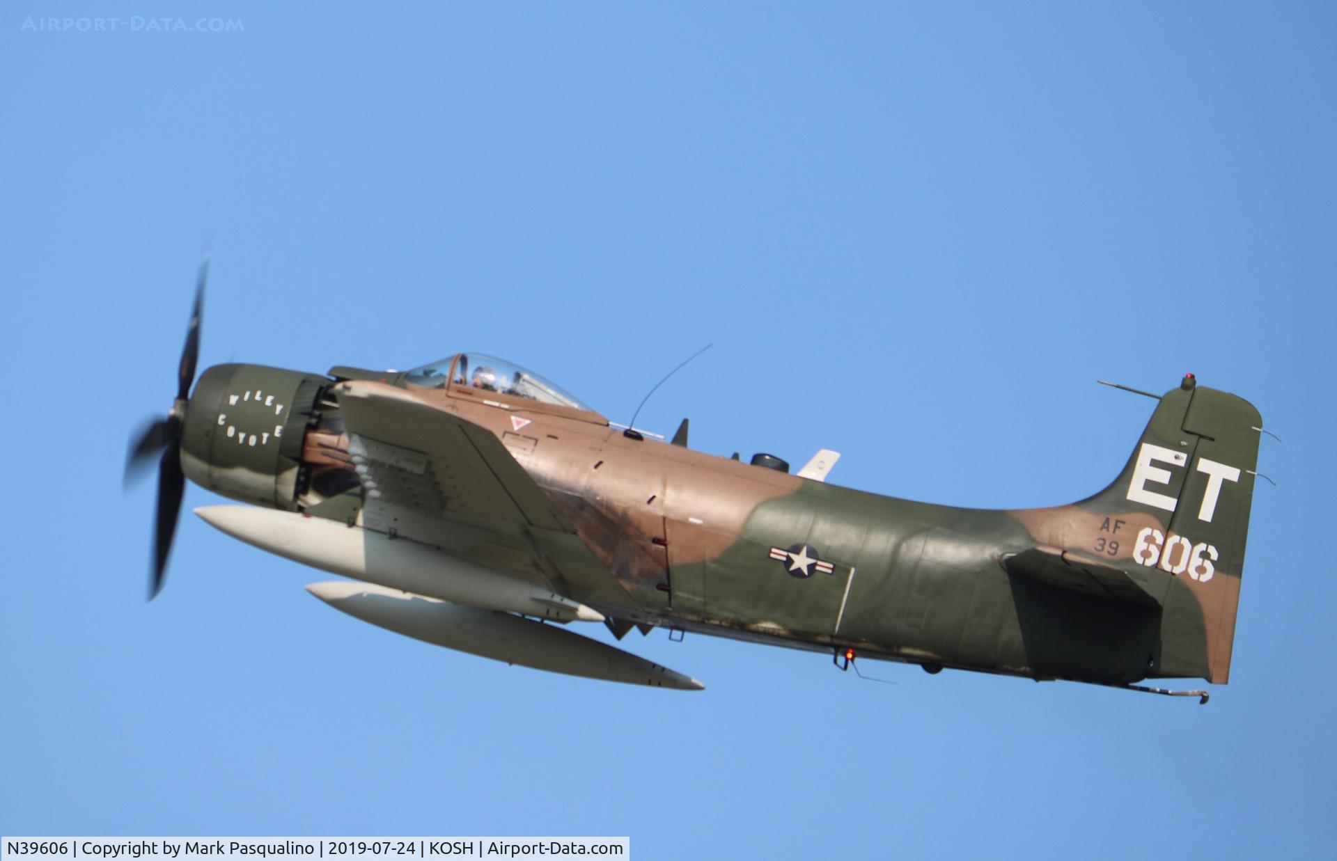 N39606, 1955 Douglas AD-6 Skyraider C/N 10838, Douglas AD-6