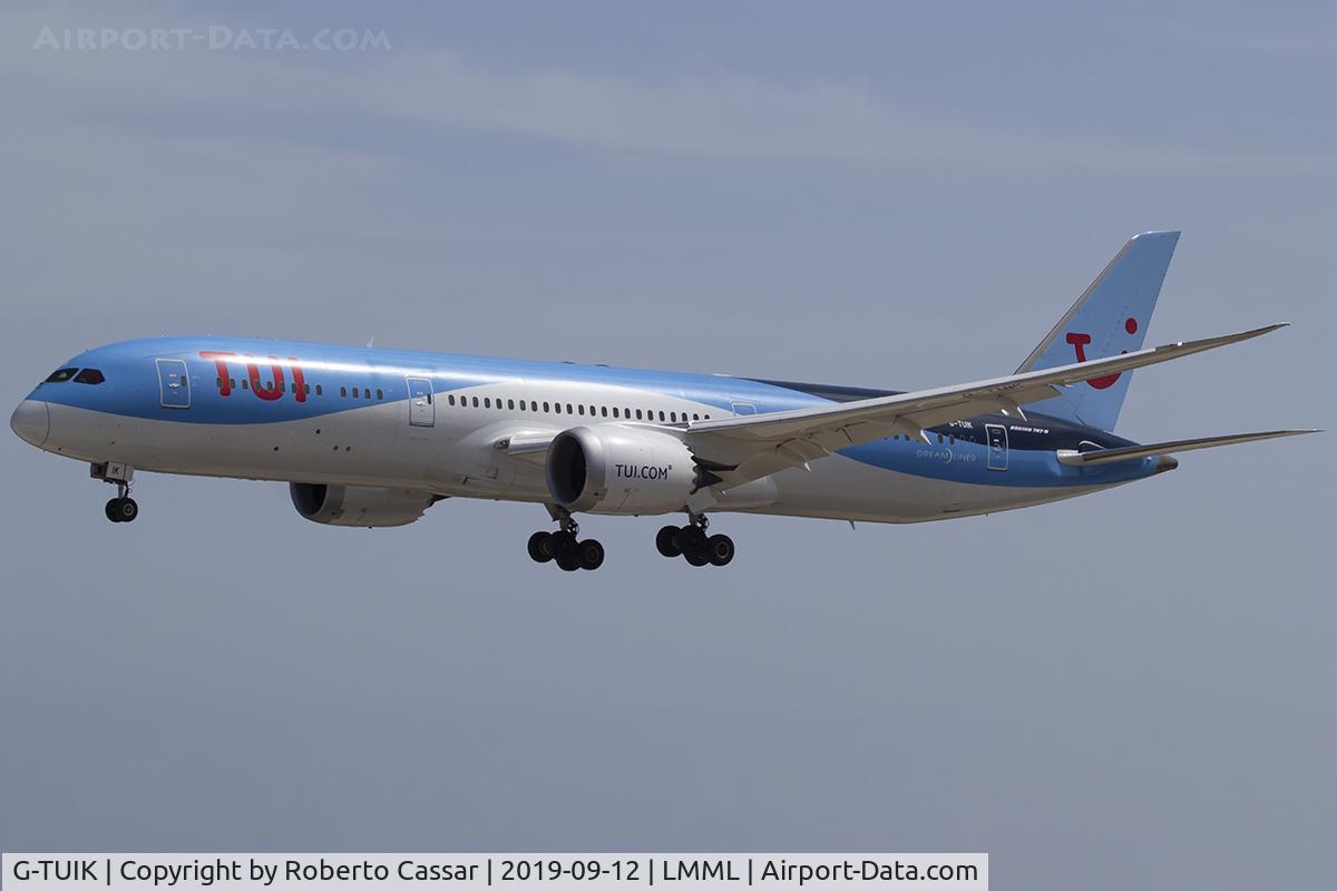 G-TUIK, 2017 Boeing 787-9 Dreamliner C/N 44579, Runway 31