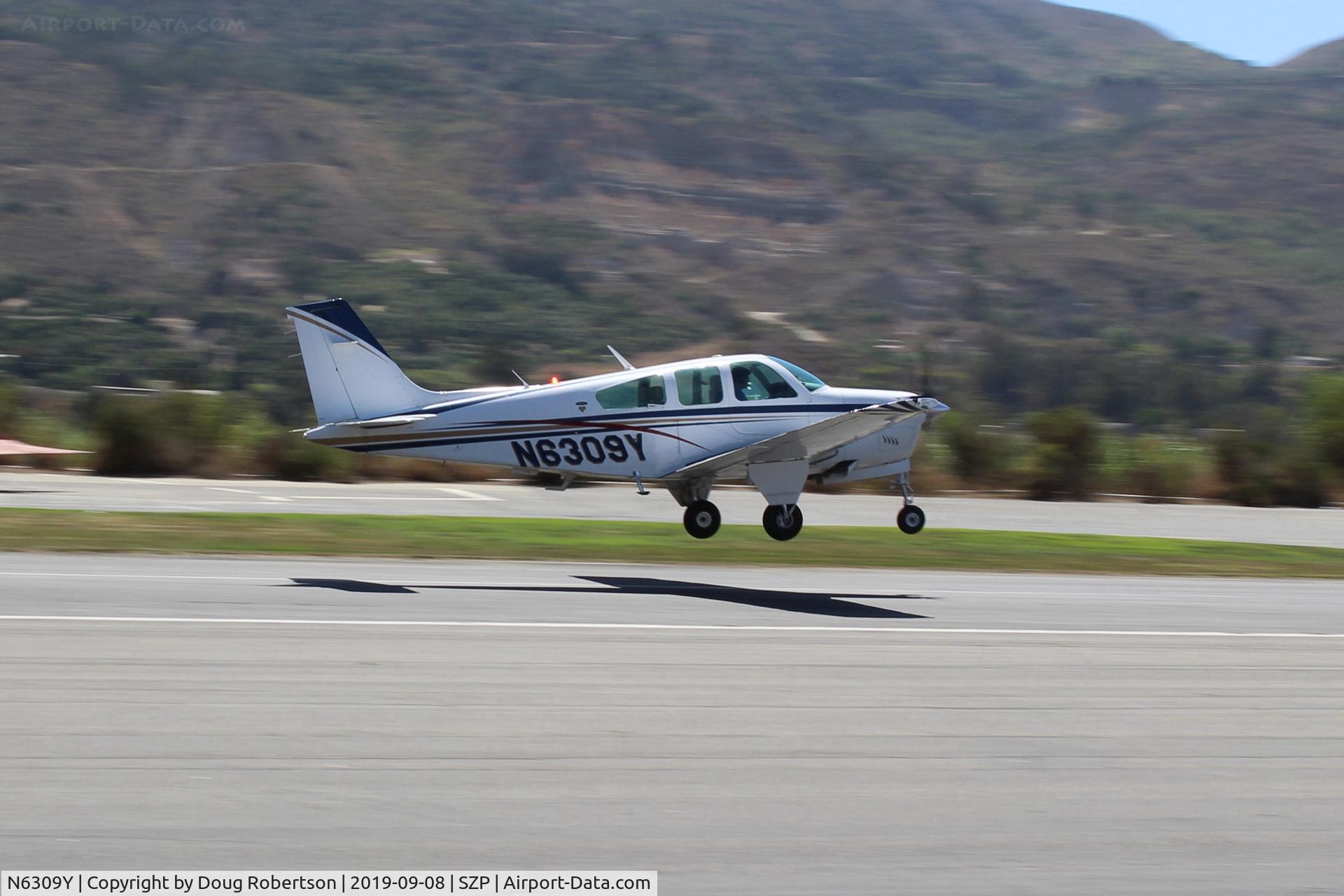 N6309Y, 1982 Beech F33A Bonanza C/N CE-996, 1982 Beech F33A BONANZA, Continental IO-520 285 Hp, takeoff climb Rwy 22
