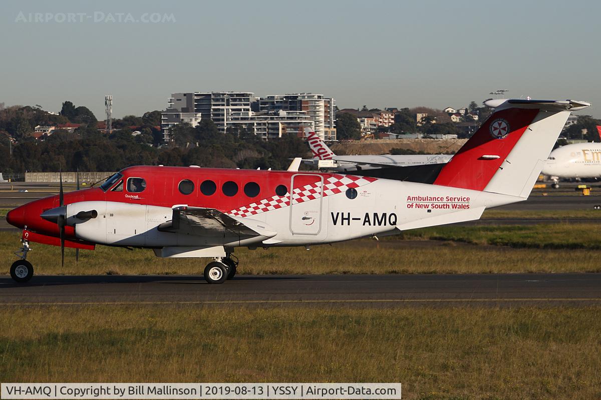 VH-AMQ, 2011 Hawker Beechcraft B200C King Air C/N BL-166, taxi t0 34R