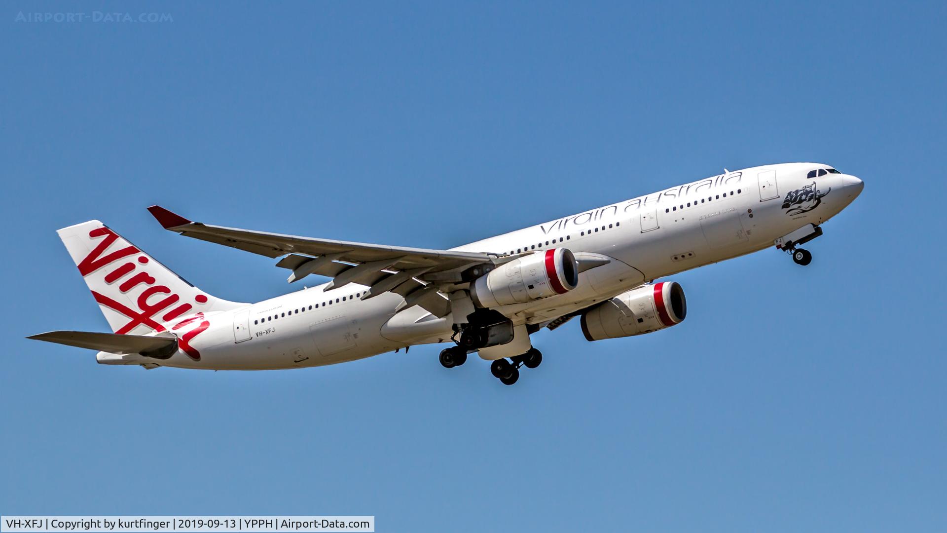 VH-XFJ, 2014 Airbus A330-243 C/N 1561, Airbus A330-200. Virgin Australia VH-XFJ dep runway 24 YPPH 130919.