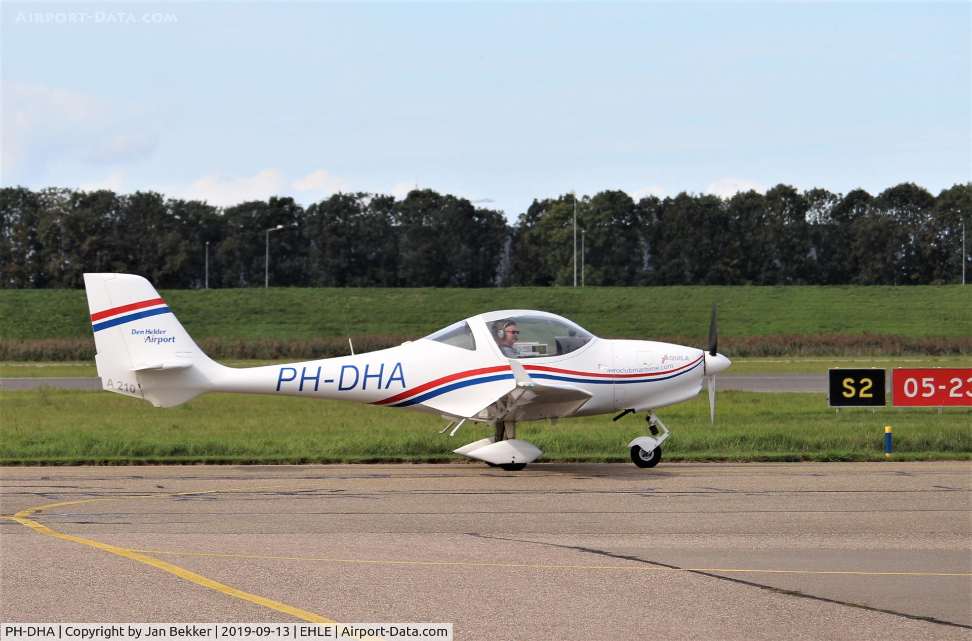 PH-DHA, 2012 Aquila A210 (AT01) C/N AT01-245, Lelystad Airport
