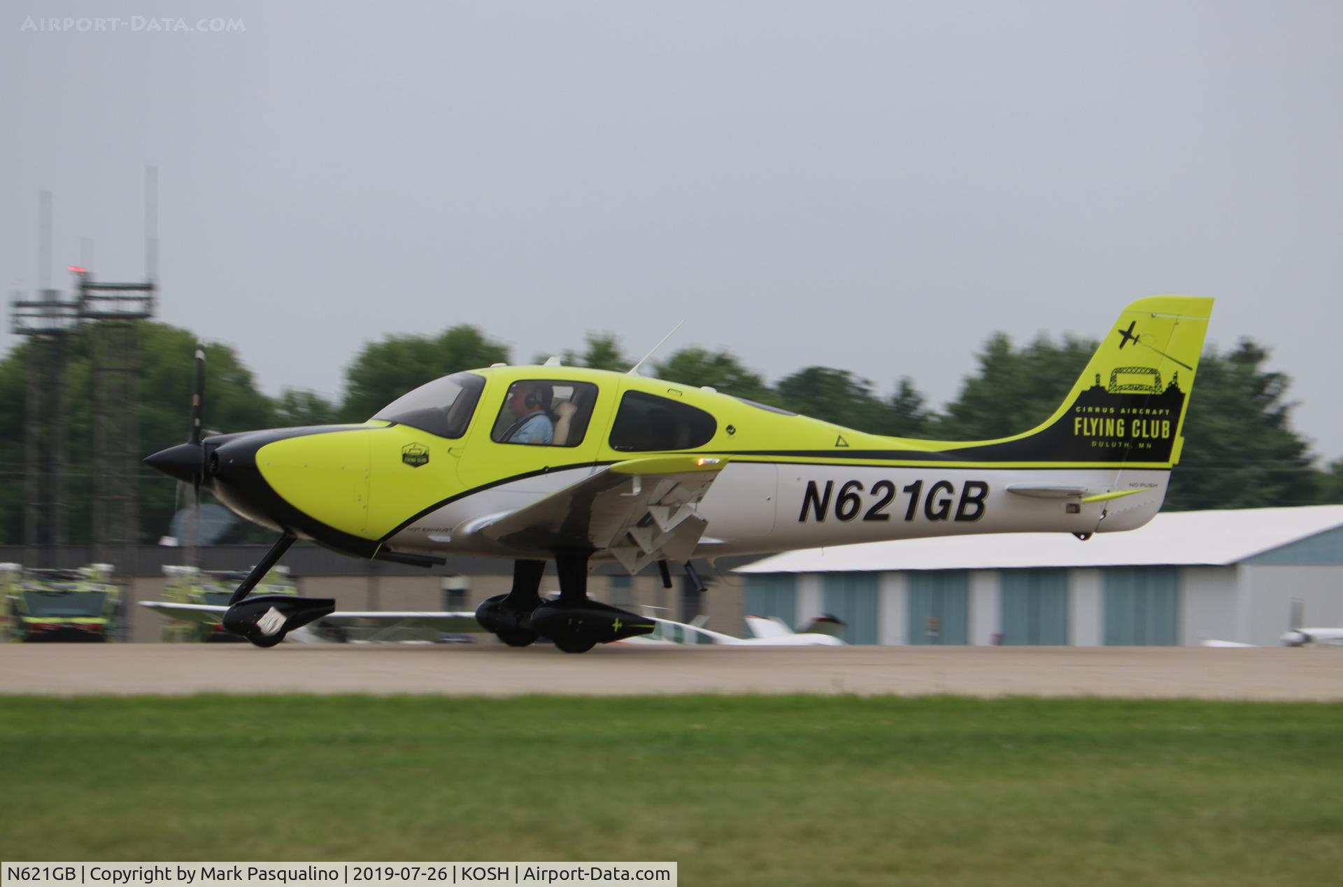 N621GB, Cirrus SR20 C/N 2021, Cirrus SR20