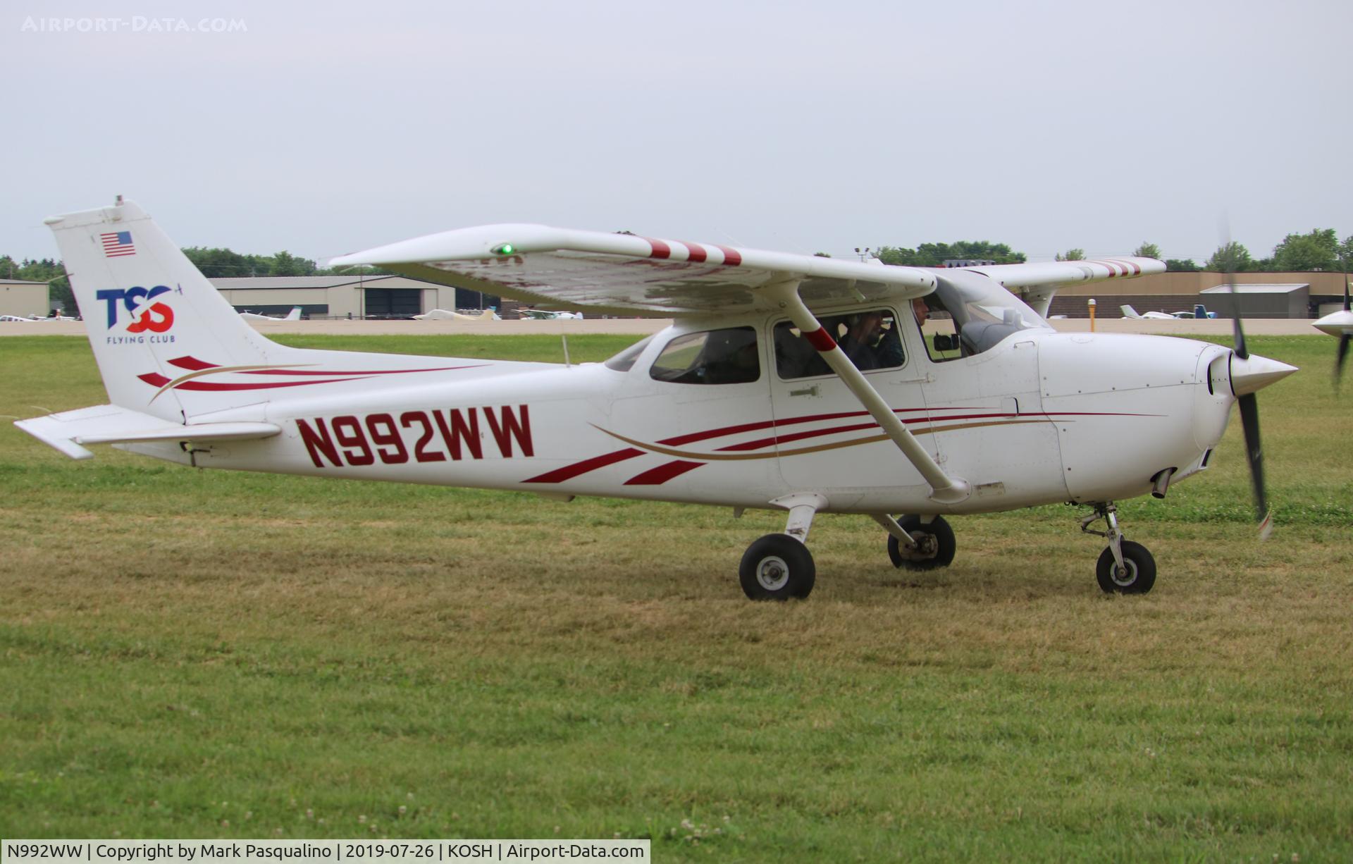 N992WW, 1999 Cessna 172R C/N 17280717, Cessna 172R