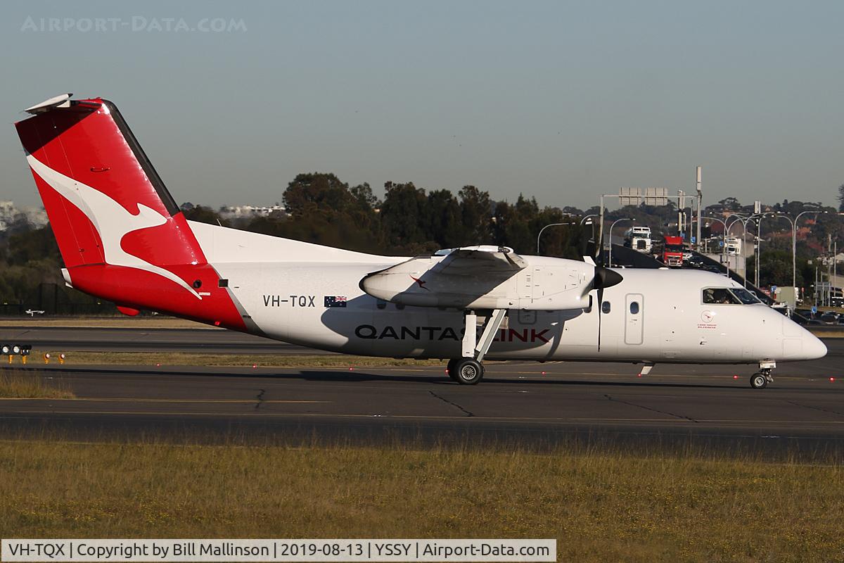 VH-TQX, 1996 De Havilland Canada DHC-8-202 Dash 8 C/N 439, taxiing from 3-4R