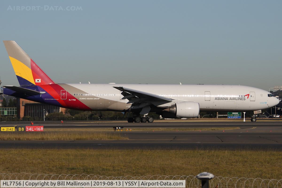 HL7756, Boeing 777-28E/ER C/N 30860/659, taxiing from 3-4L