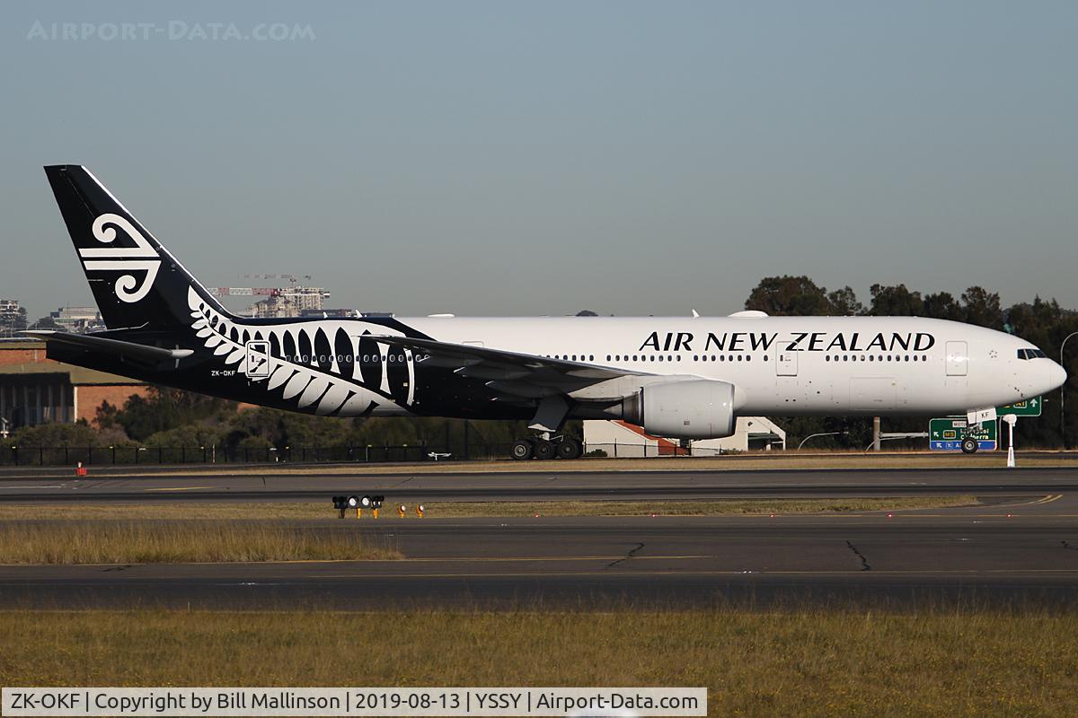 ZK-OKF, 2006 Boeing 777-219/ER C/N 34378, taxiing from 3-4L