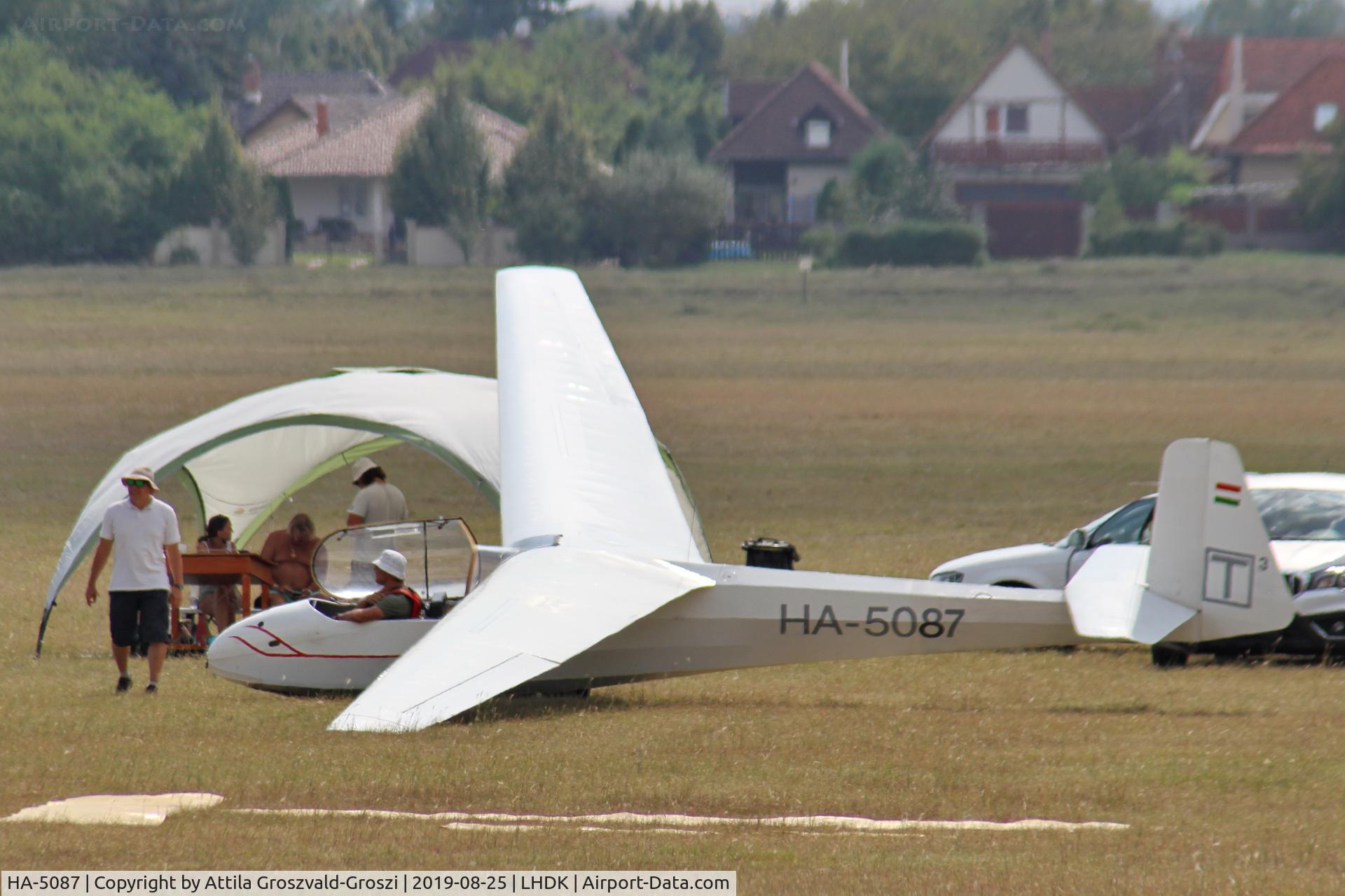 HA-5087, 1960 Schleicher Ka-7 Rhonadler C/N 211, LHDK - Dunakeszi Airport, Hungary