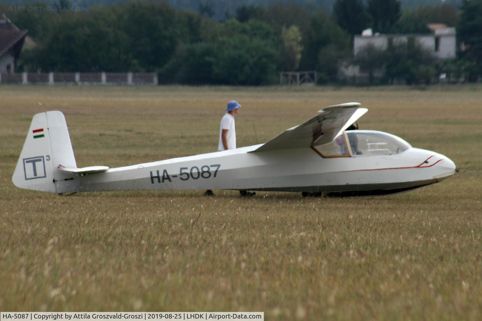 HA-5087, 1960 Schleicher Ka-7 Rhonadler C/N 211, LHDK - Dunakeszi Airport, Hungary