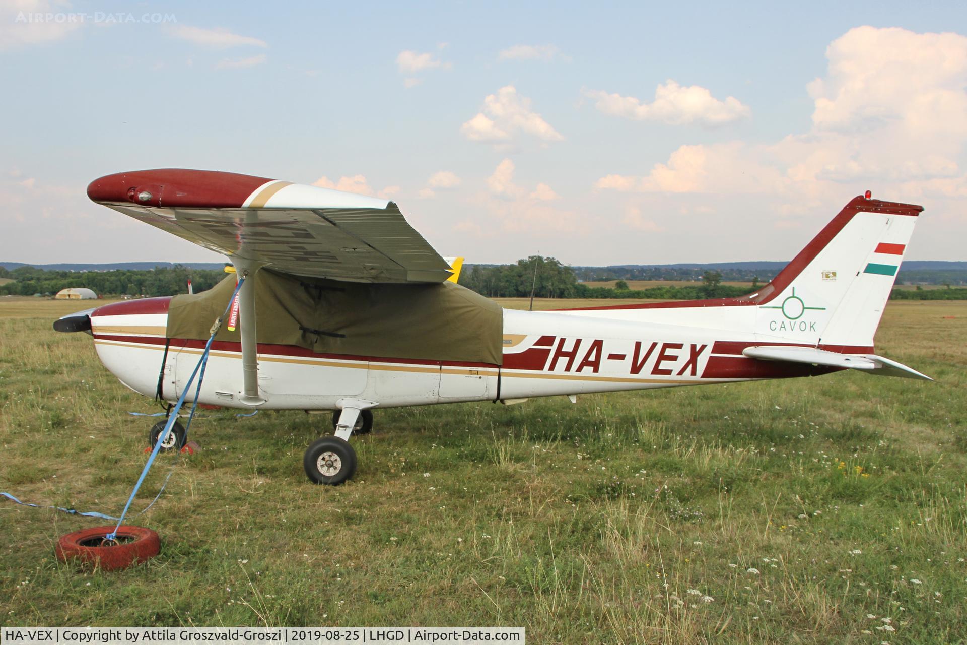 HA-VEX, Cessna 172N C/N 17273261, LHGD - Gödöllö Airport, Hungary