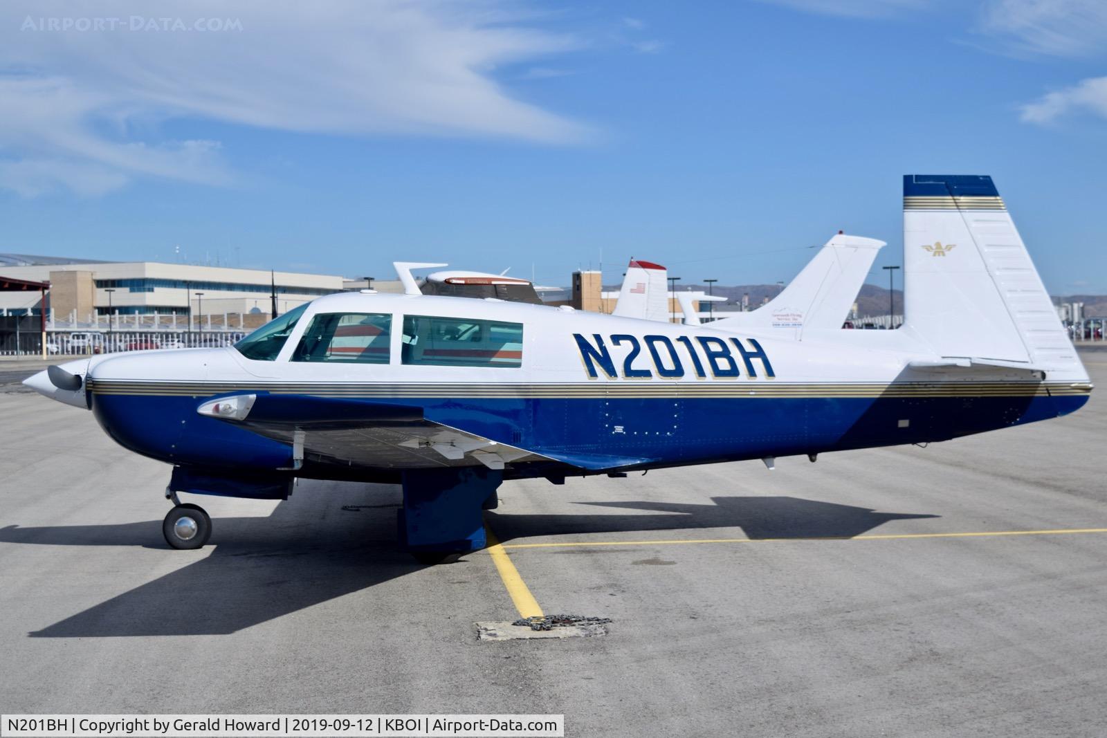 N201BH, 1976 Mooney M20J 201 C/N 24-0044, Parked on the north GA ramp.