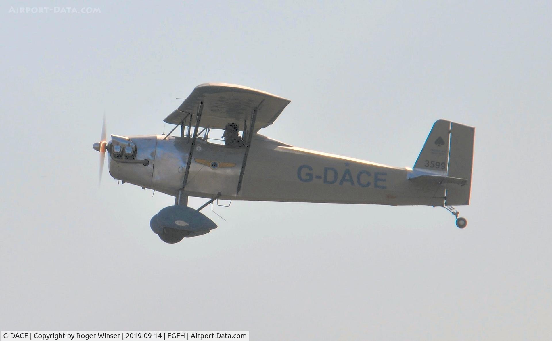 G-DACE, 1969 Corben Baby Ace Model D C/N JC-1, Visiting Baby Ace departing Runway 10.