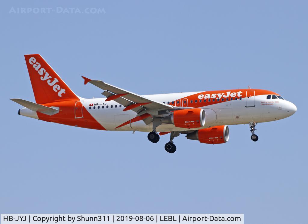 HB-JYJ, 2011 Airbus A319-111 C/N 4717, Landing rwy 25R in new c/s... named as 'Spirit of easyJet 2016 / Team Brussels'