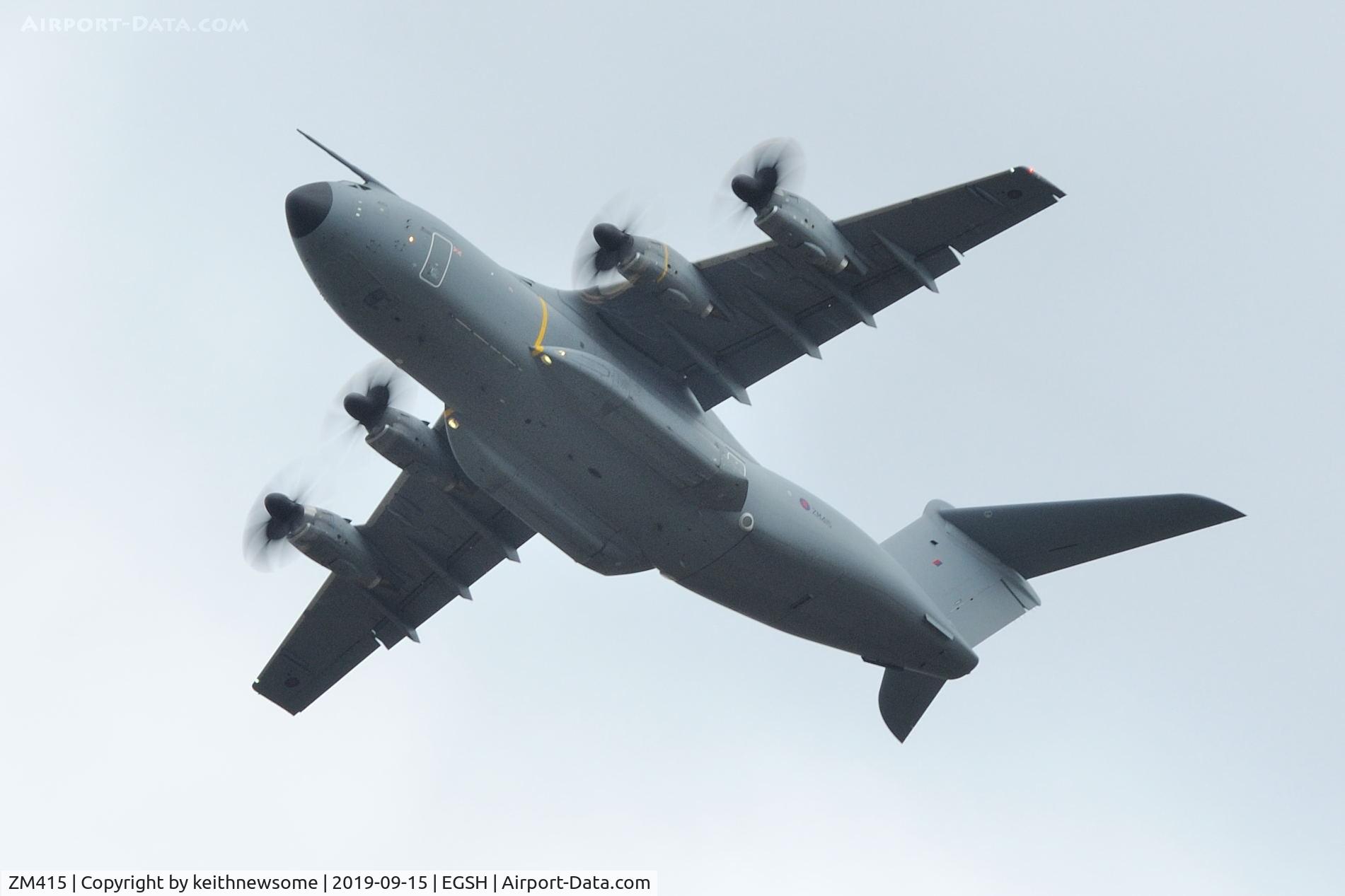 ZM415, 2016 Airbus A400M-180 Atlas C.1 C/N 052, One of three low passes.