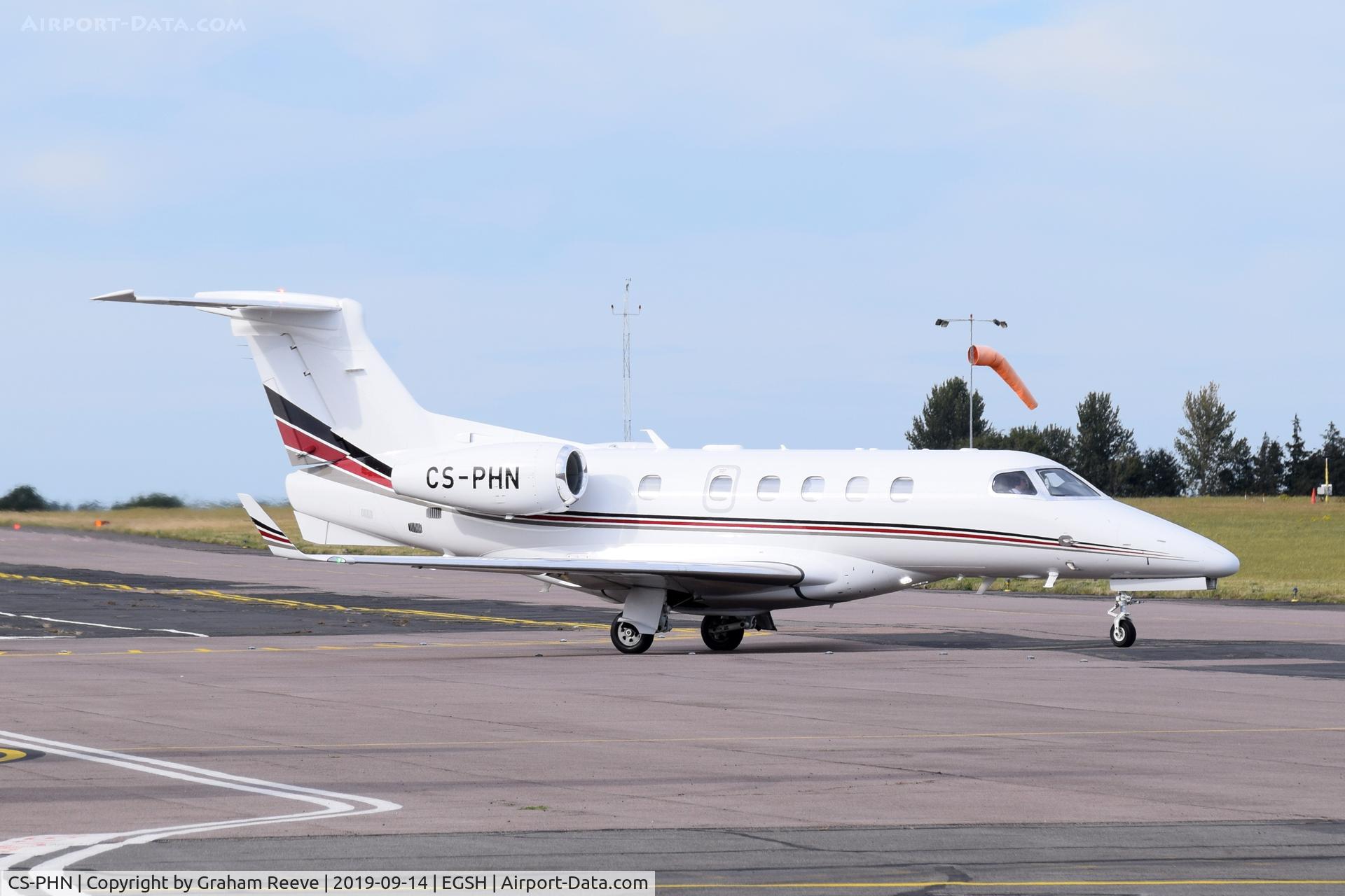CS-PHN, 2019 Embraer EMB-505 Phenom 300 C/N 50500514, Departing from Norwich.