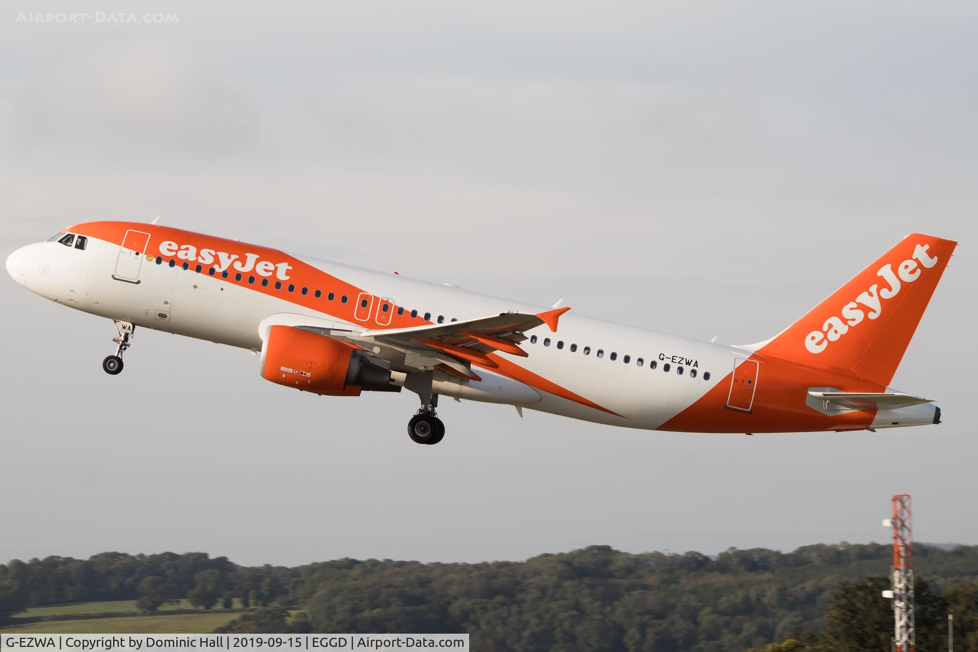 G-EZWA, 2012 Airbus A320-214 C/N 5201, Departing RWY 27