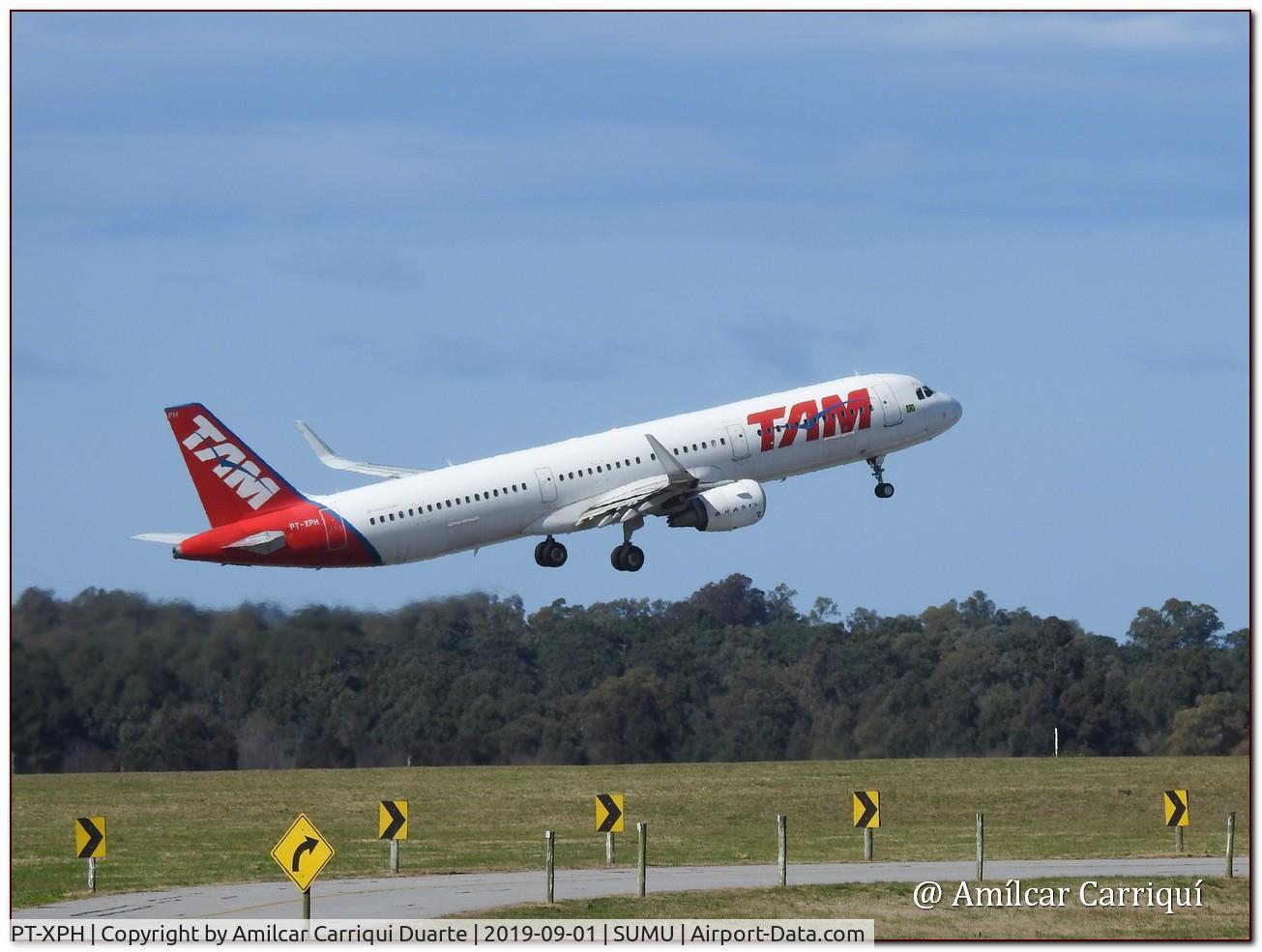 PT-XPH, 2015 Airbus A321-211 C/N 6718, TAKE OFF FROM SUMU