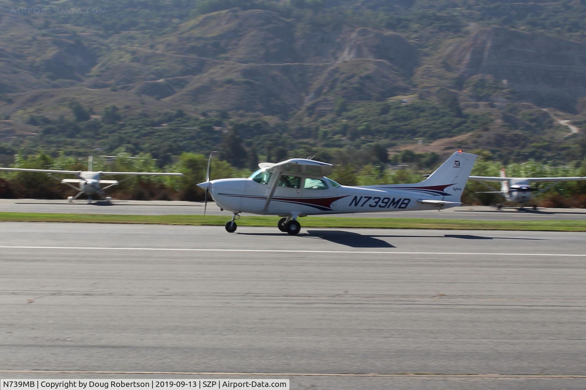 N739MB, 1978 Cessna 172N C/N 17270641, 1978 Cessna 172N SKYHAWK, Lycoming O-360-H2AD 160 Hp, takeoff roll Rwy 04