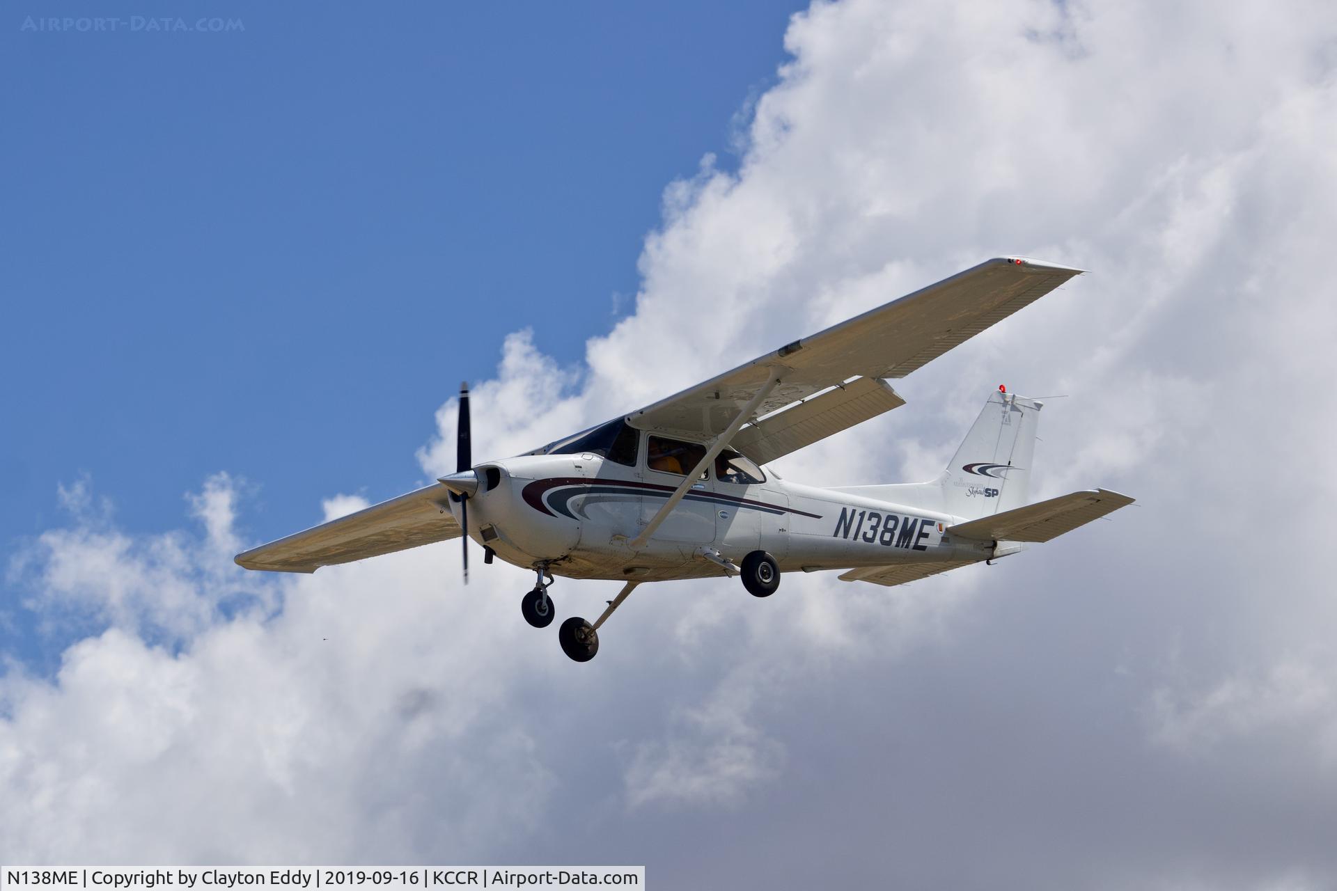 N138ME, 2000 Cessna 172S C/N 172S8422, Buchanan Field Concord California 2019.