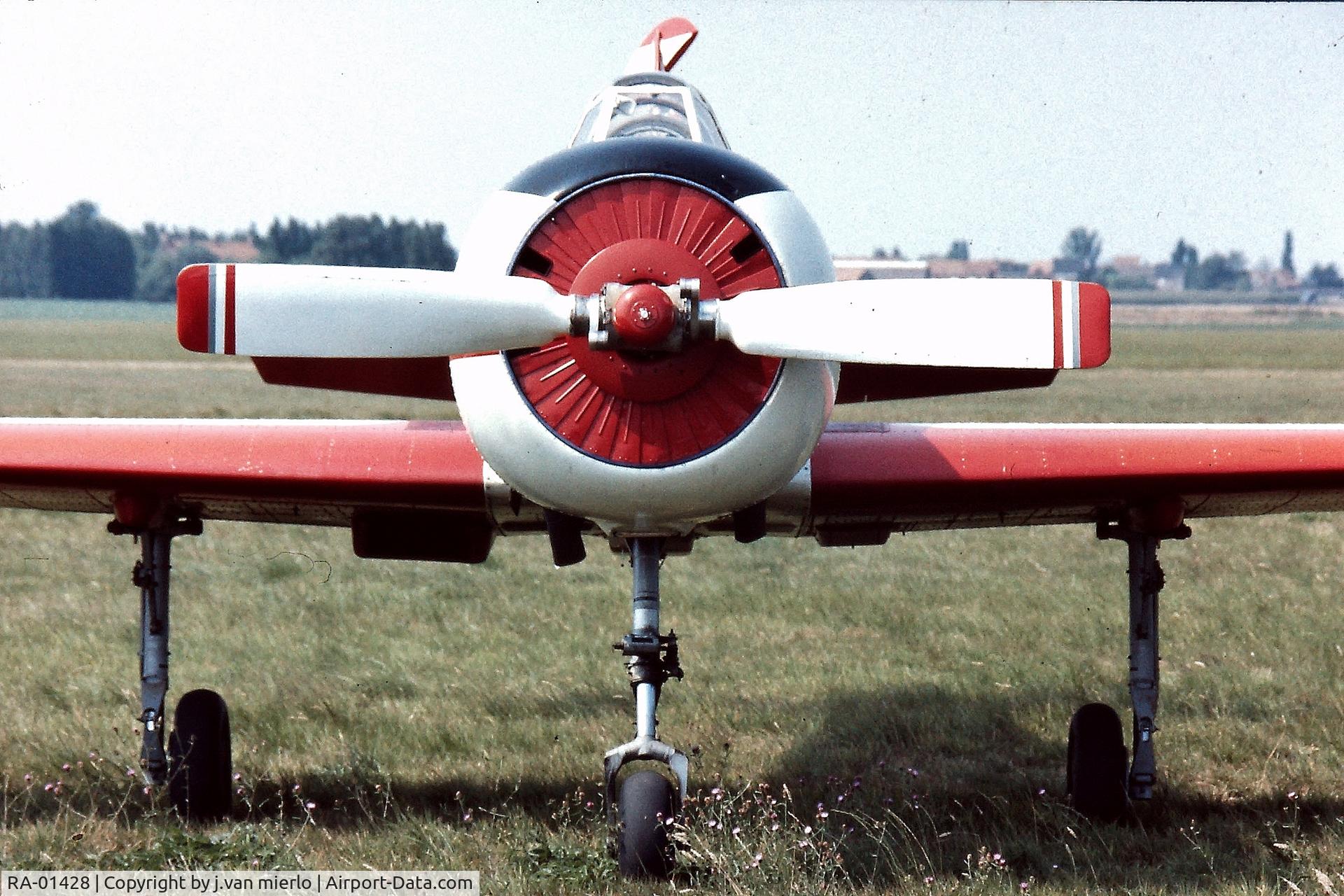 RA-01428, 1990 Yakovlev Yak-52 C/N 9010410, Moorsele air show, Belgium 95