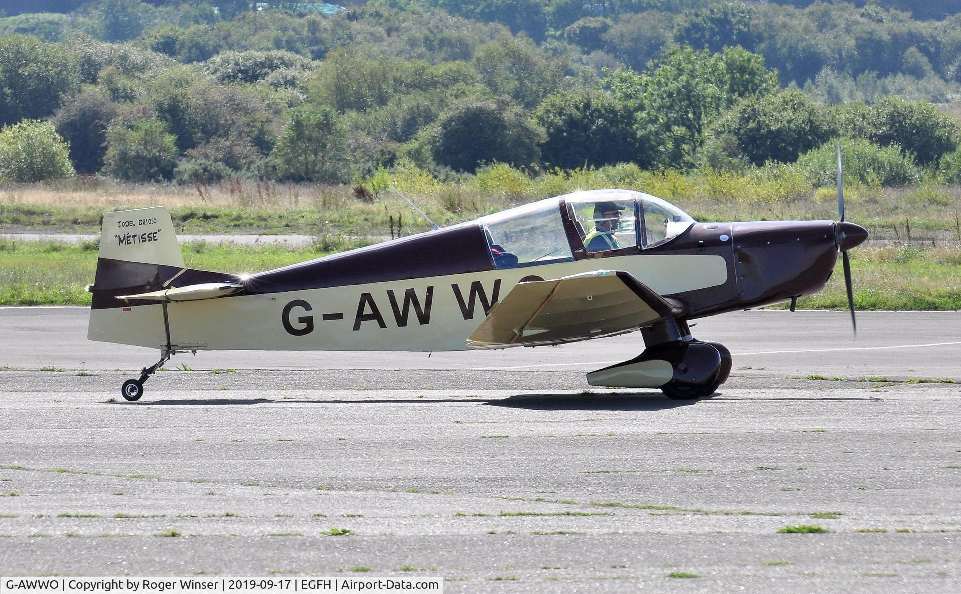G-AWWO, 1964 CEA Jodel DR-1050 Sicile C/N 552, Visiting Jodel Ambassedeur.