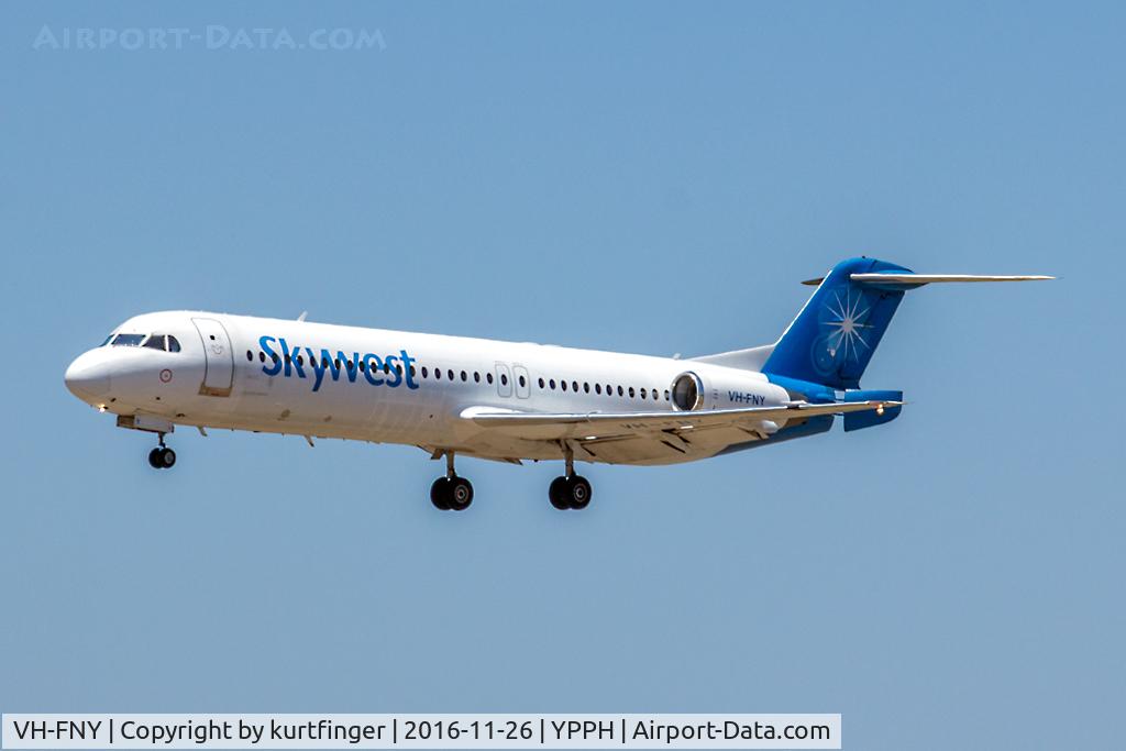 VH-FNY, 1994 Fokker 100 (F-28-0100) C/N 11484, Fokker 100. Skywest VH-FNY final Rwy03 YPPH 26 Nov 2016.