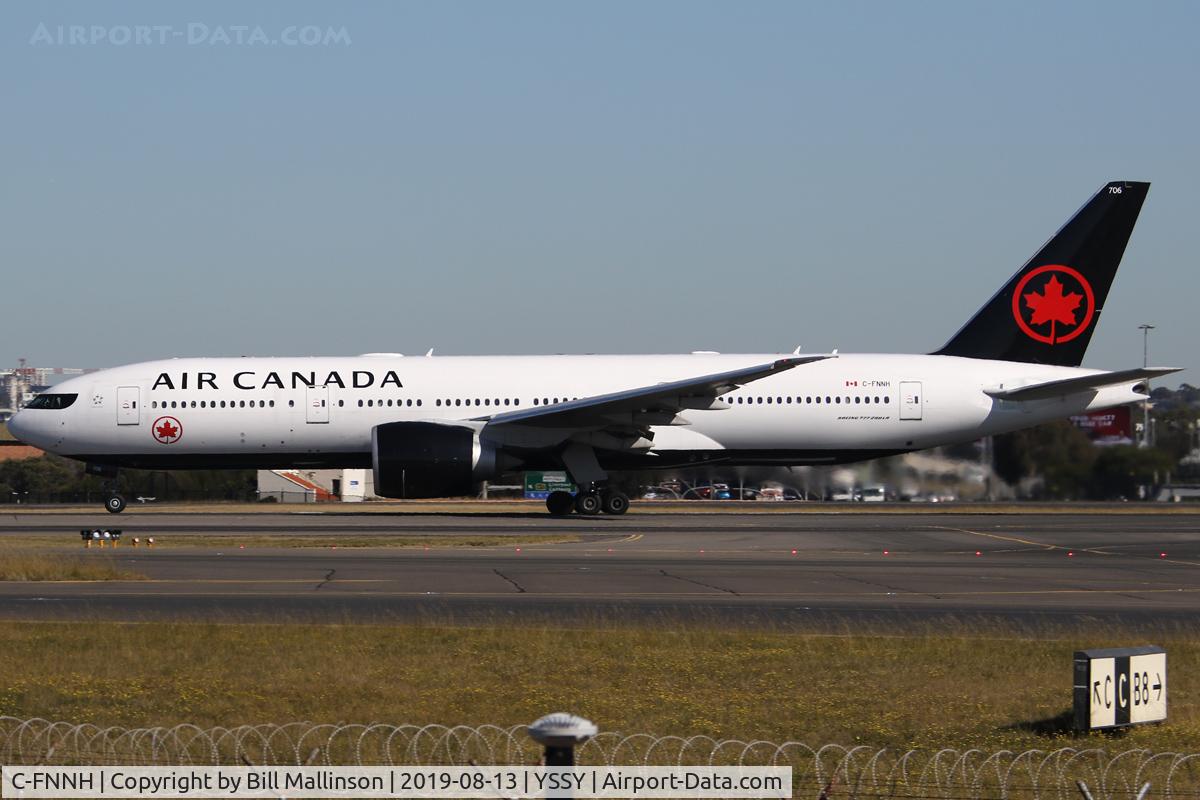 C-FNNH, 2008 Boeing 777-233/LR C/N 35247, AC33 from YYZ via YVR