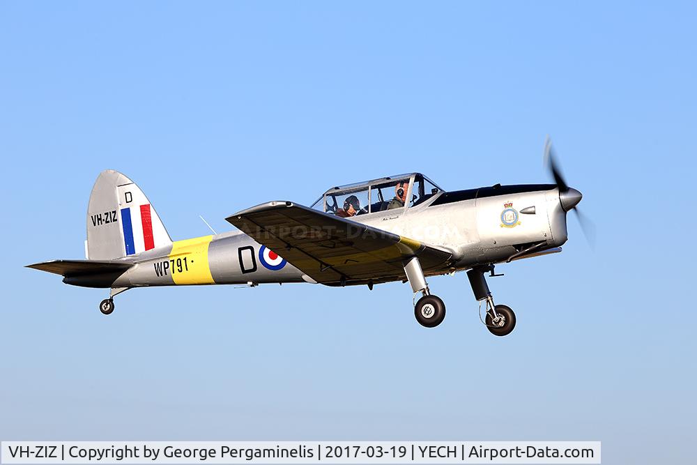 VH-ZIZ, 1952 De Havilland DHC-1 Chipmunk T.10 C/N C1/0683, Antique Aeroplane Assn of Australia National Fly-in.