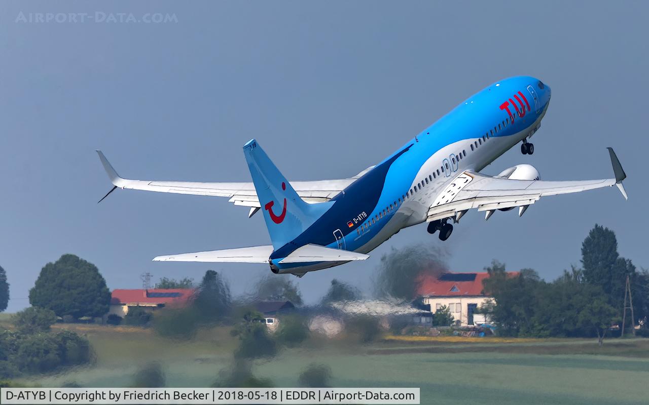 D-ATYB, 2013 Boeing 737-8K5 C/N 37257, departure to IBZ via RW09