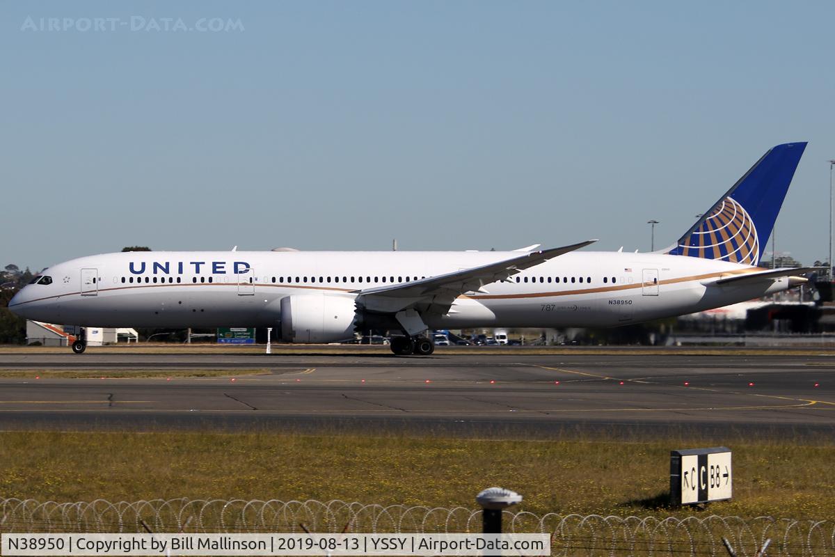 N38950, 2014 Boeing 787-9 Dreamliner Dreamliner C/N 36401, UA870 to SFO