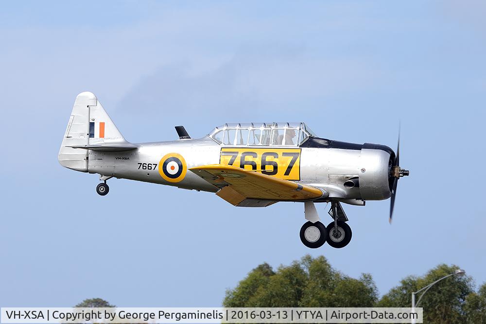 VH-XSA, 1944 North American SNJ-4 Texan C/N 88-09857, Tyabb Airshow.