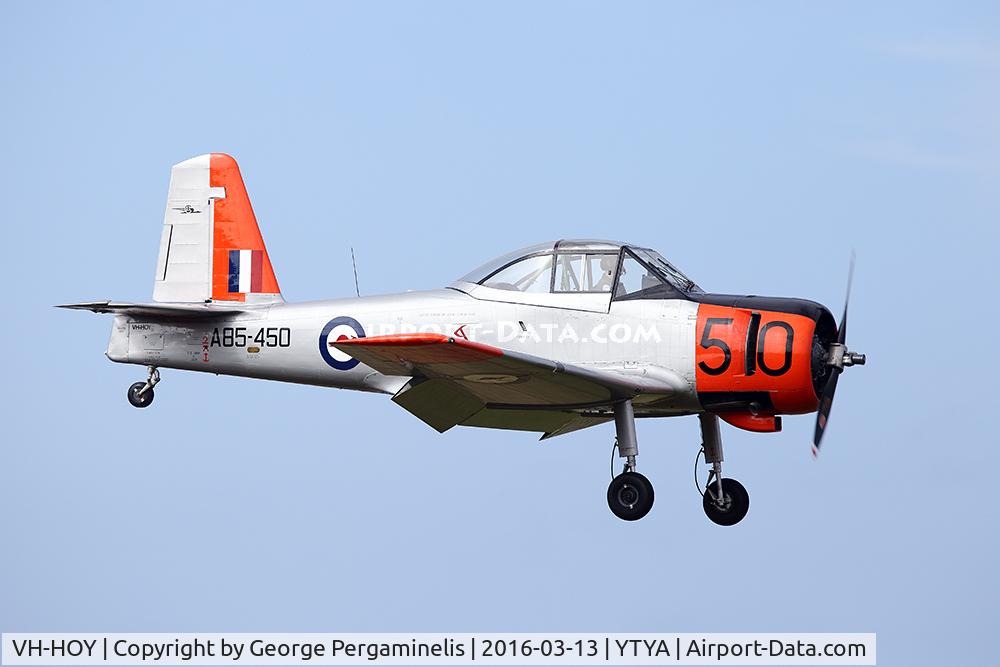 VH-HOY, 1957 Commonwealth CA-25 Winjeel C/N CA25-50, Tyabb Airshow.