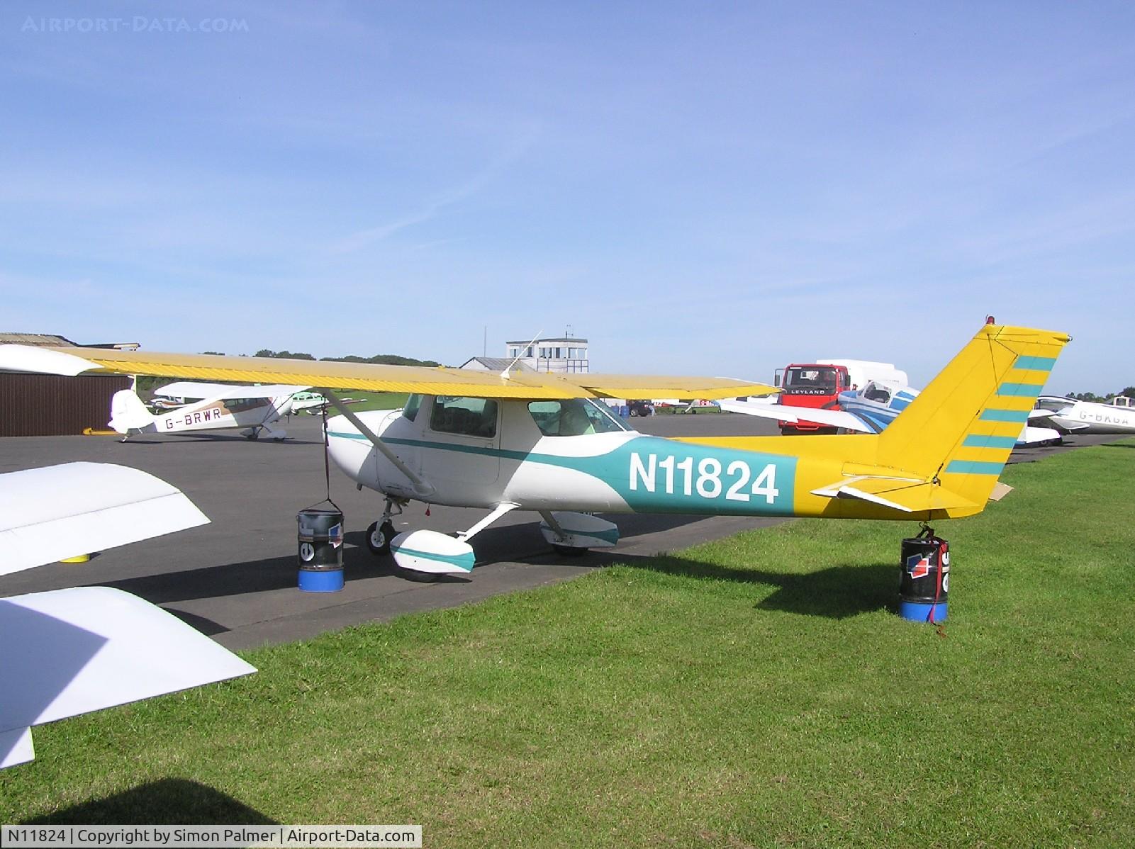 N11824, 1974 Cessna 150L C/N 15075652, Recently refurbished Cessna at Turweston