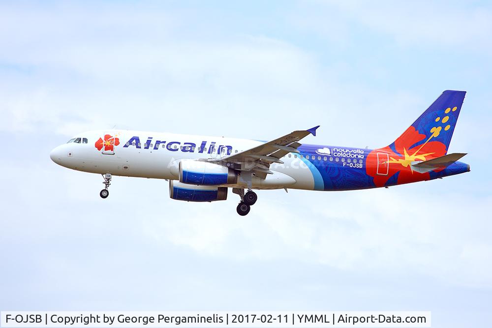 F-OJSB, Airbus A320-232 C/N 2152, On final for runway 16.