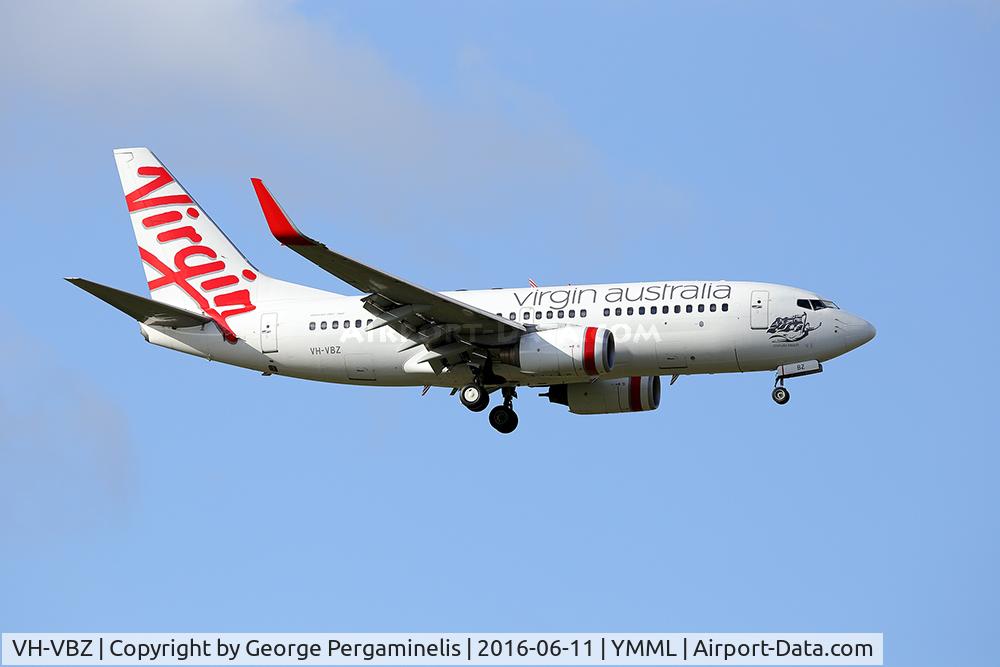 VH-VBZ, 2005 Boeing 737-7FE C/N 34322, On final for runway 16.