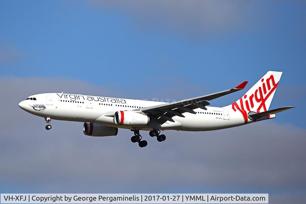 VH-XFJ, 2014 Airbus A330-243 C/N 1561, On final for runway 16.