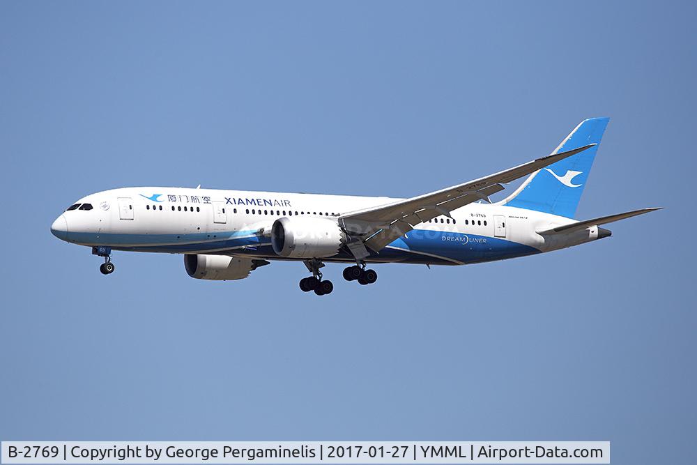 B-2769, 2014 Boeing 787-8 Dreamliner C/N 41539, On final for runway 16.