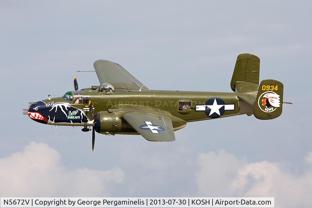 N5672V, 1945 North American B-25J Mitchell Mitchell C/N 108-47686, Participating in the daily airshow.