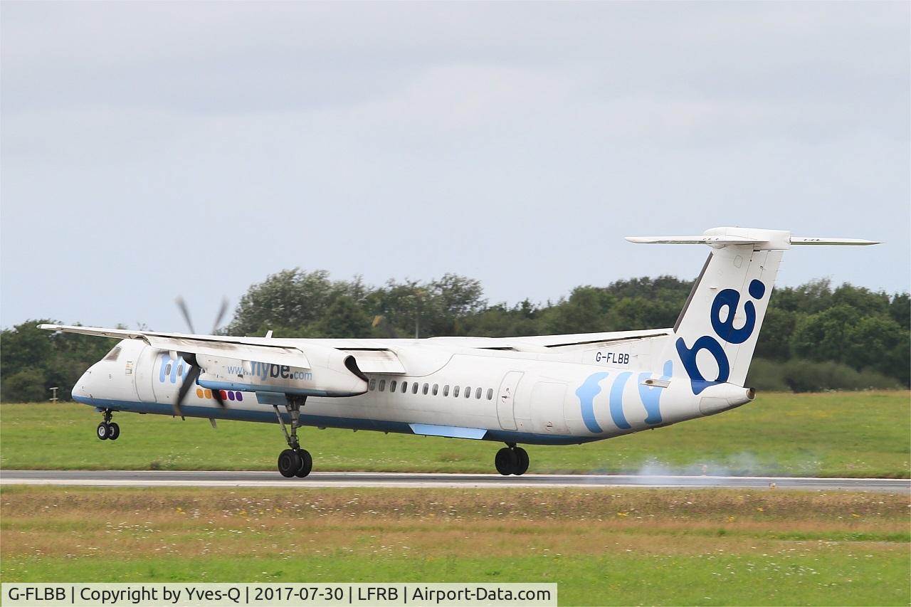G-FLBB, 2009 De Havilland Canada DHC-8-402Q Dash 8 C/N 4255, De Havilland Canada DHC-8-402Q Dash 8, Landing rwy 25L, Brest-Bretagne airport (LFRB-BES)