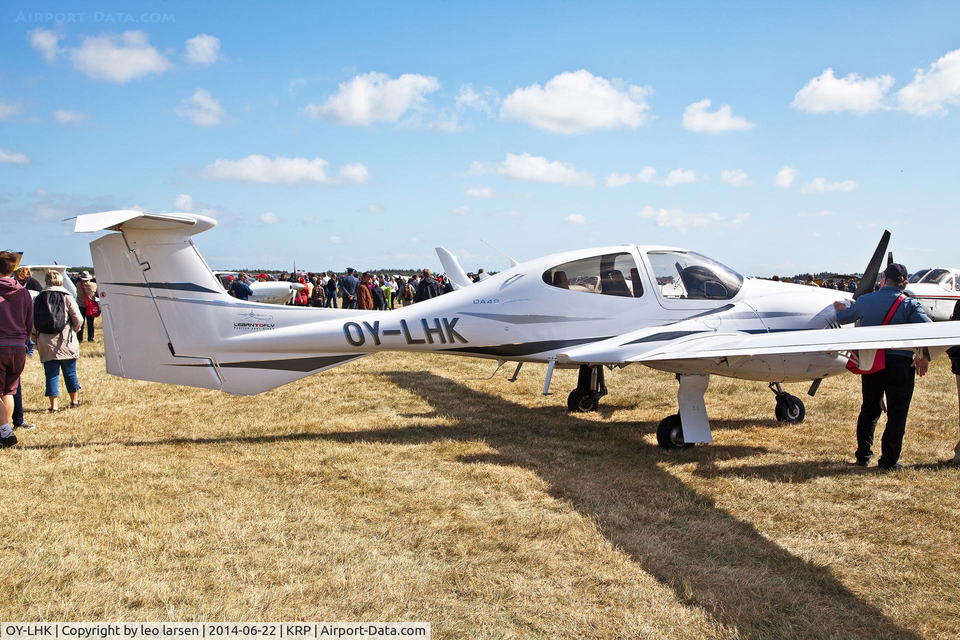 OY-LHK, 2008 Diamond DA-42 Twin Star C/N 42.333, Karup Air Show 22.6.2014