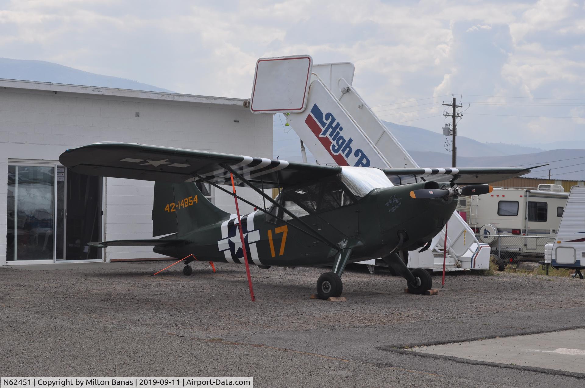 N62451, Cessna 172P C/N 17275273, On display during the 2019 Reno National Air Races