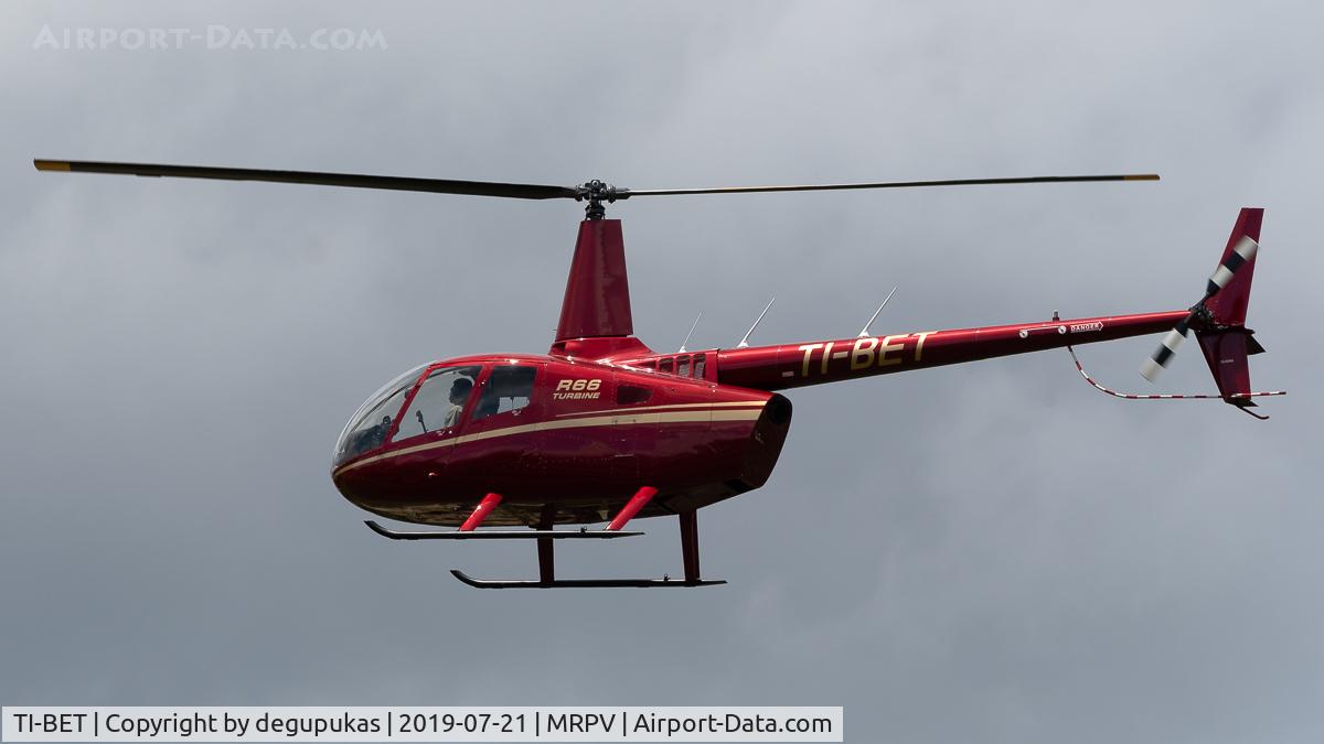 TI-BET, Robinson R66 Turbine C/N 0050, take off mrpv