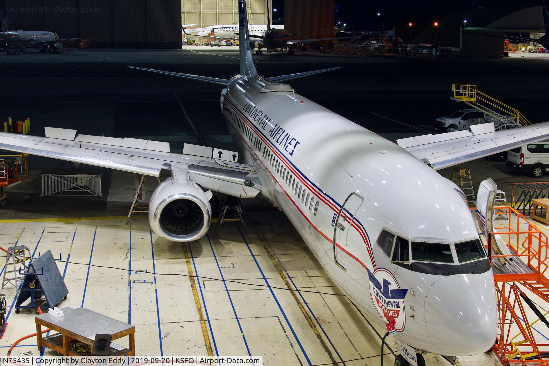 N75435, 2009 Boeing 737-924/ER C/N 33529, SFO 2019.