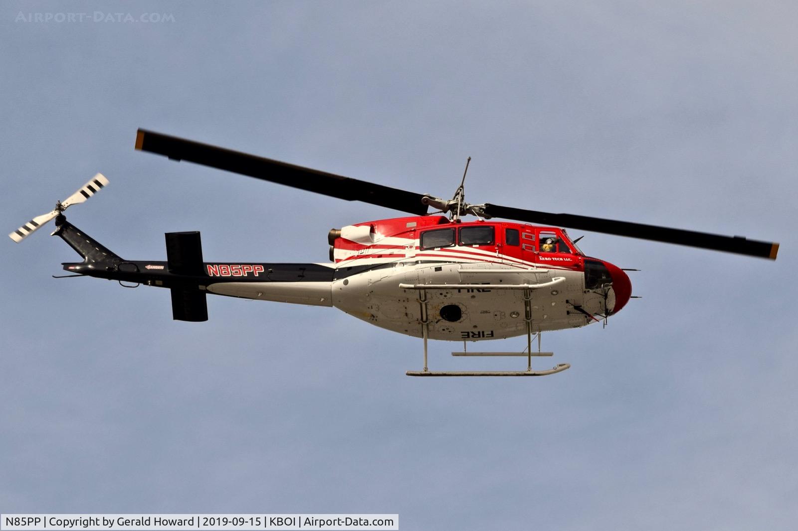 N85PP, 1985 Bell 212 C/N 31266, Departing BOI.